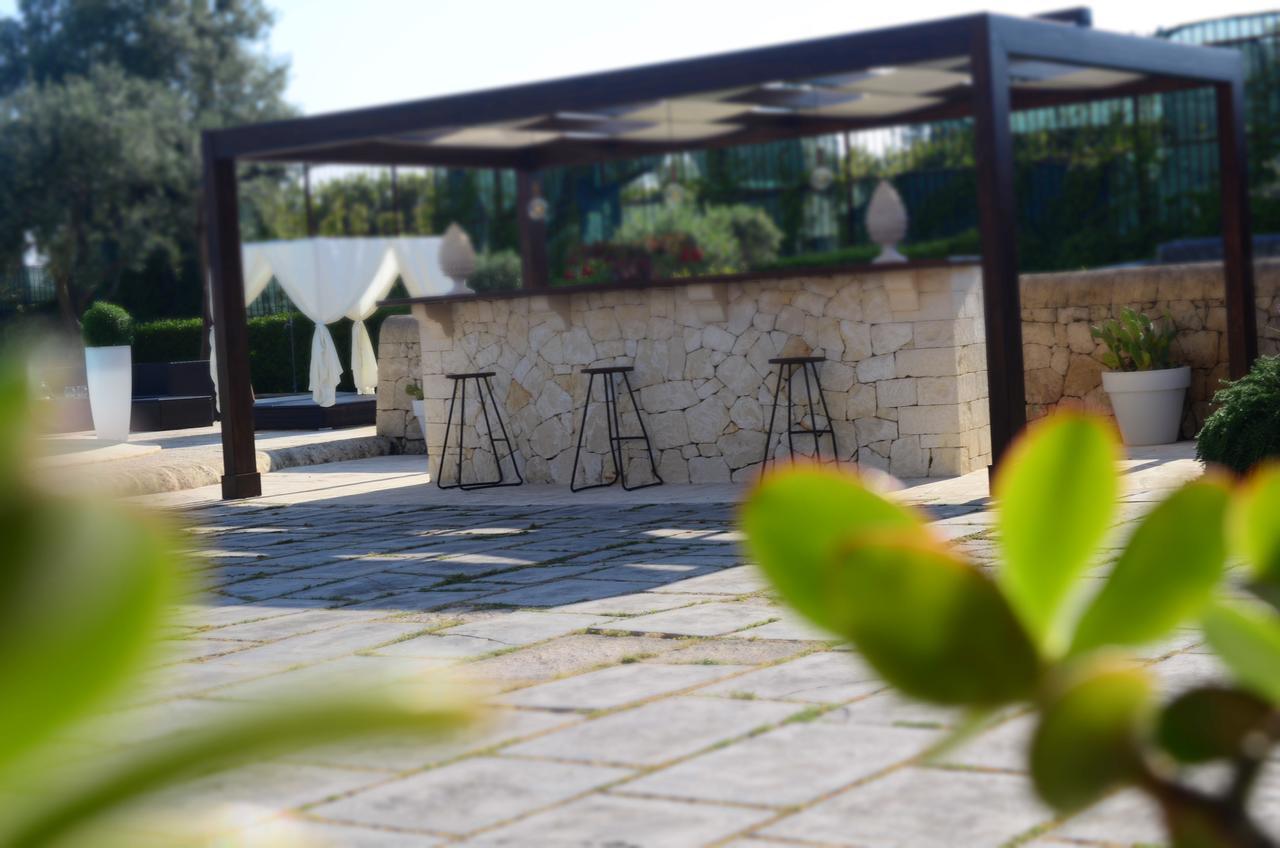 Mythos Holidays & Events Syracuse Luaran gambar