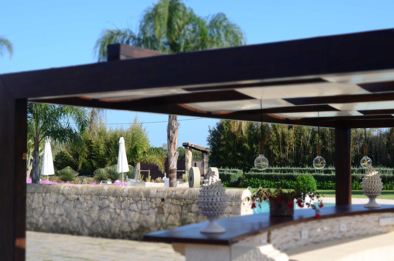Mythos Holidays & Events Syracuse Luaran gambar